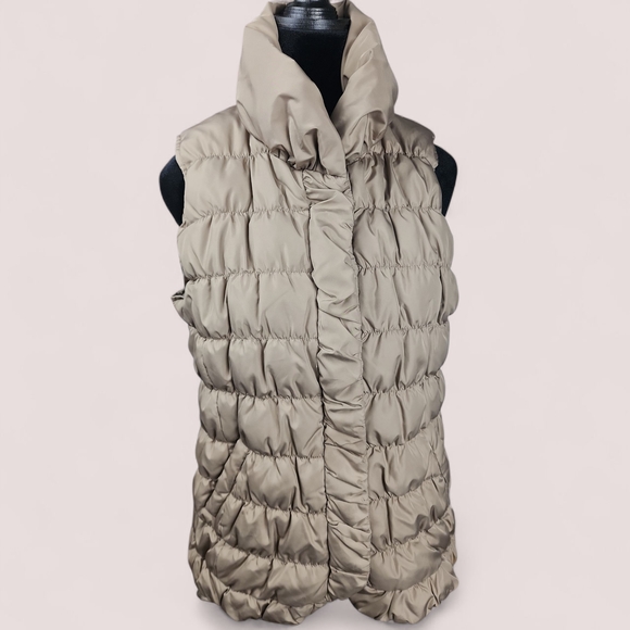 COLDWATER CREEK | Classic Minimalist Beige Down Feather Filled Puffer Vest | M - Picture 1 of 10